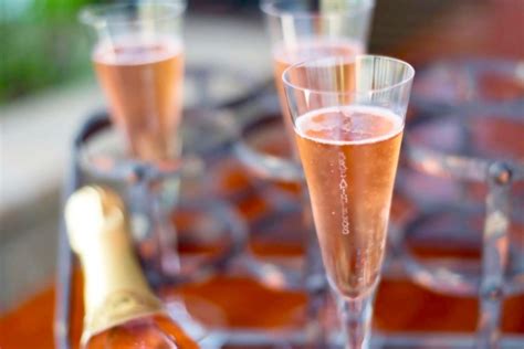 11 Best Sonoma And Napa Wineries For Sparkling Wine