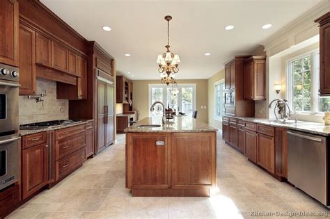 With an elegant and formal appearance, these designs often feature detailed molding, rich wood cabinetry, and period styling. Traditional Kitchen Cabinets - Photos & Design Ideas
