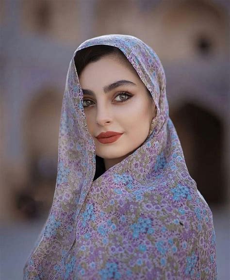 Pin By Arco Tec On Hijab Beautiful Iranian Women Iranian Beauty