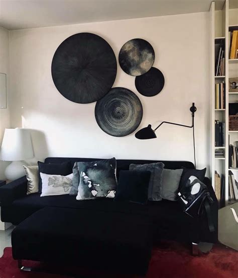 Caratterizzata da sapienti gradazioni cromatiche su tinte pastello, la finitura madreperla è utilizzata in ambienti di raffinata eleganza, quali. Decori murali | Decorazioni, Decorazioni murali
