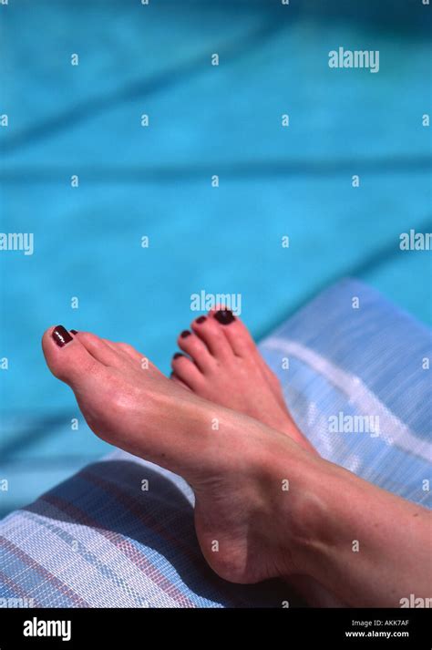 Womens Feet Hi Res Stock Photography And Images Alamy