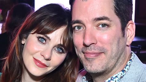 Jonathan Scott And Zooey Deschanel Show Off White House Holiday Decor In