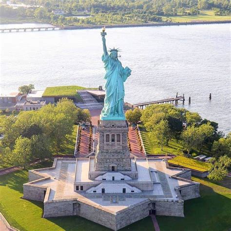 Best Statue Of Liberty Viewpoints 10 Best Spots To View Bklyn Designs