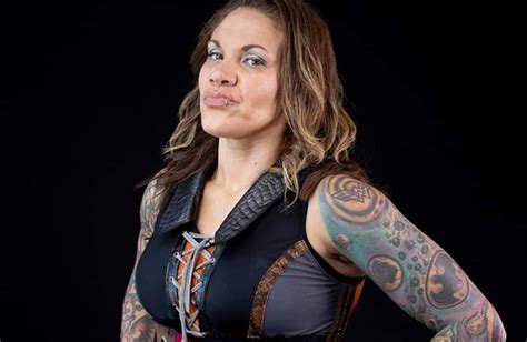 Mercedes Martinez Signs With Wwe Online World Of Wrestling