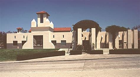 San Juan Capistrano Public Library