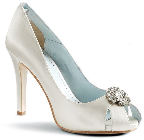 Exquisite Ivory Bridal Shoes 2016