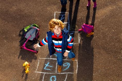 La mayor selección de juguete para preescolar a los precios más asequibles está en ebay. Juegos tradicionales al aire libre para niños - Etapa Infantil