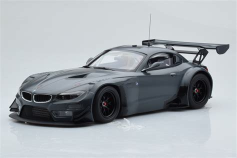Bmw z4 gt3 carbon decoration 1/18 by minichamps