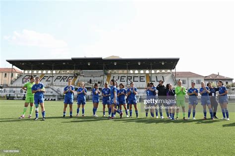 Players Of Italy Greet Fans After The Uefa Womens Under 19 News Photo Getty Images