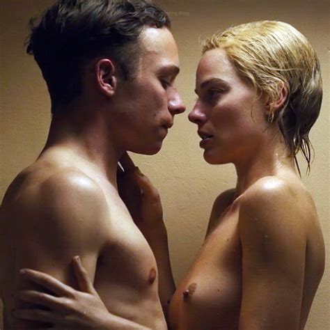Margot Robbie Topless 5 Photos ʖ The Fappening Frappening