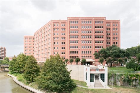 Harris County Jail 1200 Baker St Houston Tx 1908211503 A Photo On