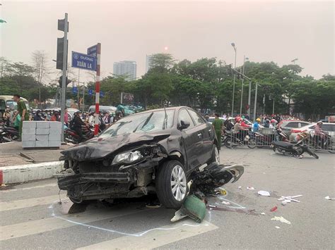 Về vụ ô tô gây tai nạn liên hoàn tại ngã tư Xuân La – Võ Chí Công