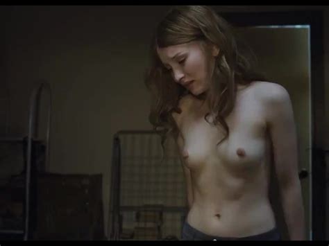 Emily Browning Nude Scene Scandalplanetcom Free Porn