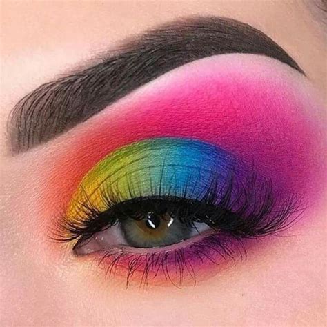 Maquiagem colorida as cores podem deixar você ainda mais linda