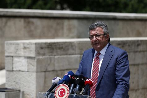 Örneğin, kaftancıoğlu'nun 1915 olaylarına ilişkin bir tweeti de suçlamalar kapsamında. CHP'li Engin Altay'dan Canan Kaftancıoğlu kararına tepki