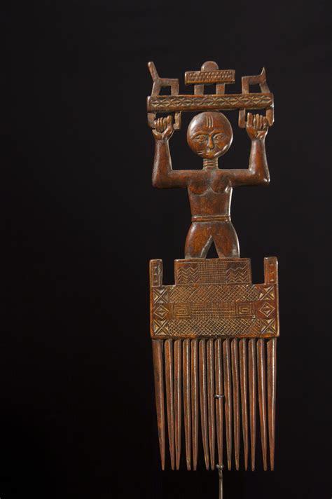 Traditional African Art Sculpture Of A Man With Tray