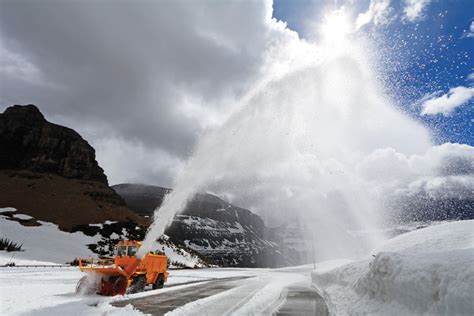 Glacier Plow Crews Make Final Push To Open Sun Road Flathead Beacon
