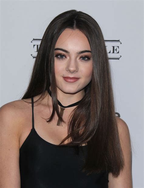 Ava Allan Hawtcelebs