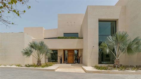 Lebanese Architect Designs Stunning 27 Million Villa In Dubai
