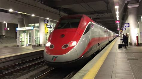 Trenitalia Bologna Abfahrt Und Ankunft Von Hochgeschwindigkeitszug
