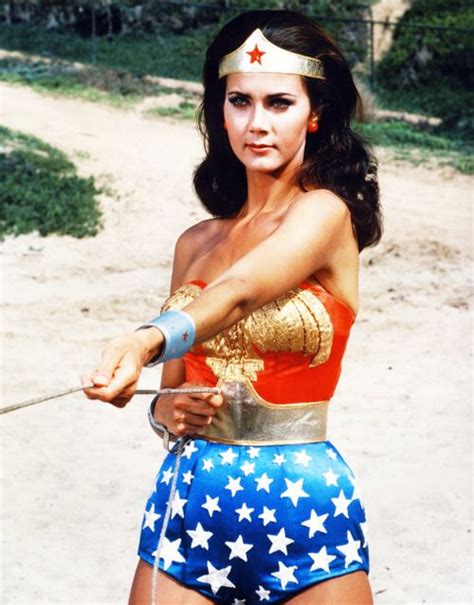 Lynda Carter As Wonder Woman S Wonder Woman Pictures Linda