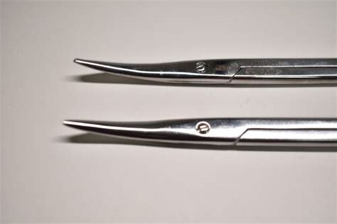 V Mueller Mo1620 Surgical 8 Curved Lillie Scissors Set Of 2