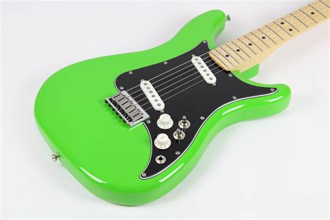 Fender Player Lead Ii Maple Fingerboard Neon Green Gerald Musique
