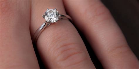 Diamonds are the gems most commonly used in engagement rings, and if you're buying one for your significant other, it's important to familiarize since no one's eyesight is that powerful, you can get away with choosing a diamond with a lower clarity grade that costs less. $1,200 'hand lifts' are the only thing that could make ...
