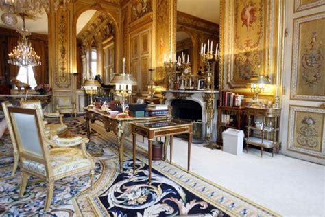 Snubbed Sarkozy Creates Replica Of His Old French Presidential Office