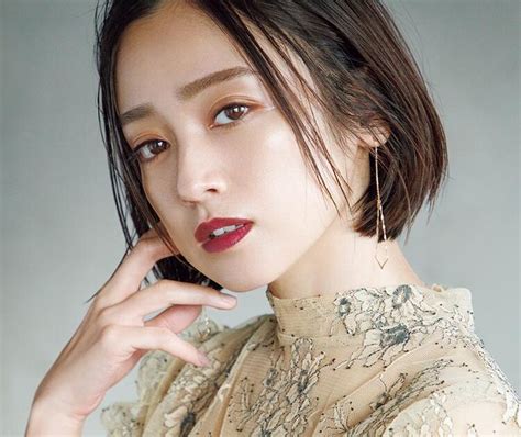 安達, 足立, 足達 or あだち in hiragana) is a japanese surname. 【ビューティニュース】【女優・安達祐実】圧倒的な今っぽ ...