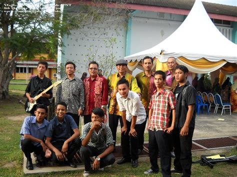 Tengku ampuan tua tengku intan zaharah binti almarhum tengku seri setia raja tengku hitam omar (jawi: Perjalanan band THE LUCIOUS: Show di SMK Tengku Intan ...