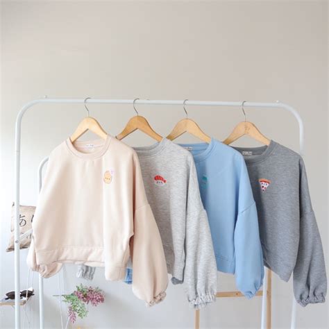 Jual Yola Cropty Sweater Shopee Indonesia