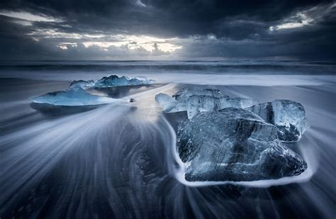 Images Of Iceland In Winter By Erez Marom Bored Panda