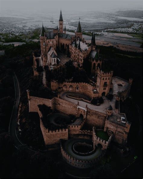 Pin By Rachel On Starlight Castle Aesthetic Dark Academia Castle