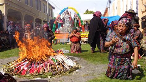 Cómo es el Pueblo y cultura de Guatemala IsayData