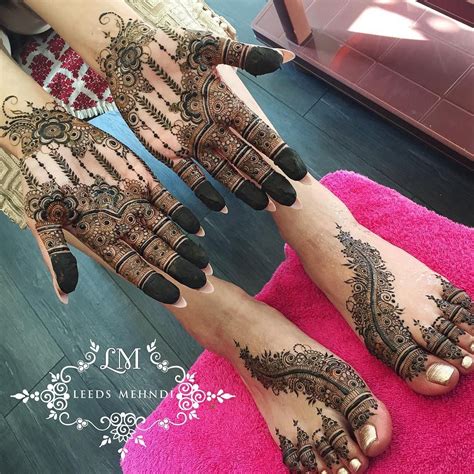 Tget some amazing henna tattoo ideas with our design guide. Pin by AdenaJ Design on Henna tattoo designs | Henna ...