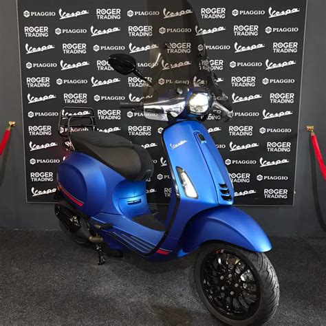 You can also play the youtube video before. Custom Vespa Sprint S 50 - 4T 3V iGet Euro5 - Snor - 2021 ...