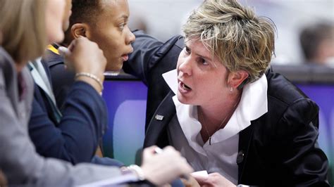 Minnesota Hires Marlene Stollings As Womens Coach