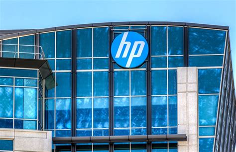 Berkshire Hathaway Takes 11 Stake In Hp