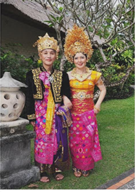 Nama Pakaian Adat Daerah Bali Adalah
