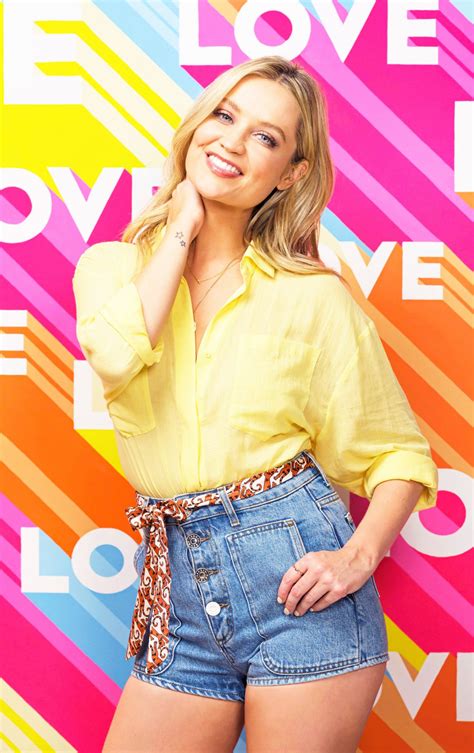 Host arielle vandenberg and narrator matthew hoffman return with even more love and romance this summer as love island escapes the desert and heads back to the beach. Love Island -Winter 2020 The Girls January 2020 • CelebMafia