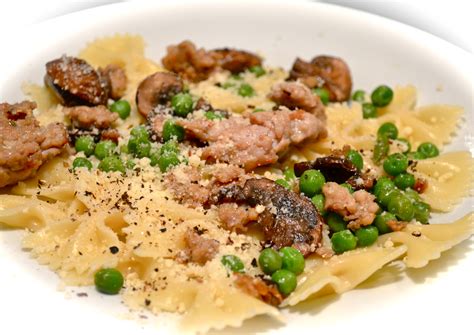 Farfalle With Sausage Peas And Mushrooms New Music From Grant Hart