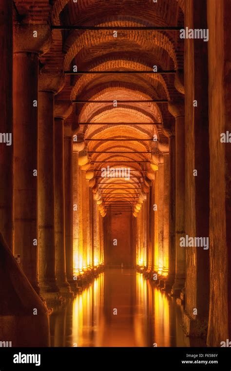 La Cisterna Basílica subterránea Estambul Turquía Fotografía de stock Alamy