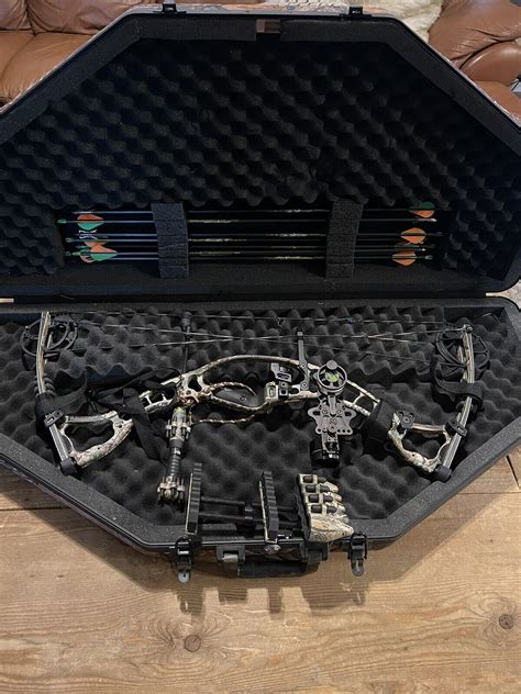 Hoyt Maxxis 31 Compound Bow Right Hand Package Complete Ebay
