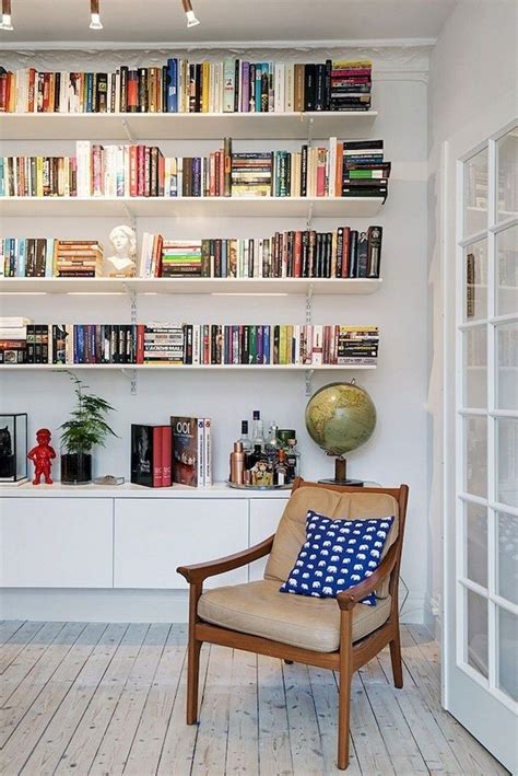 Simple Book Shelves Decoration Inspiration That You Can Diy At Home