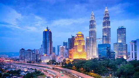 Malaysia looks to spend big in 2021 in bid to boost recovery | Public ...