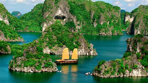 Streets, roads and buildings photos from. Visiting Ha Long Bay: 5 exciting experiences this summer