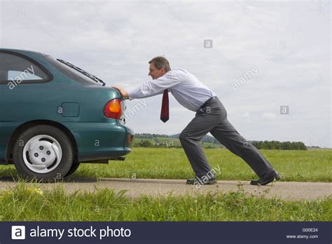 Pushing A Car High Resolution Stock Photography And Images Alamy