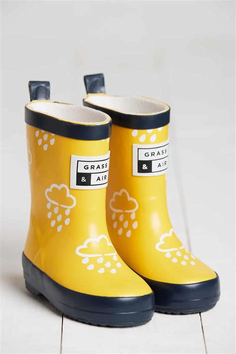 Little Kids Yellow Colour Revealing Wellies Learning Bugs Educational