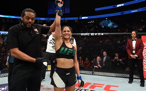 Cynthia Calvillo Vs Pearl Gonzalez En UFC UFC News